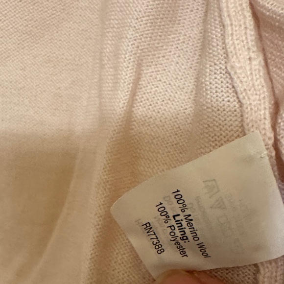 Sweater J. Crew Light Pink merino wool NWOT with Champagne Sequins Size Small - Picture 3 of 5